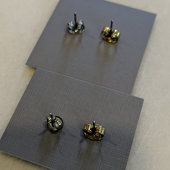 VINTAGE! Mickey and Minnie Stud Earrings Enamel CUTE! - Picture 4 of 4